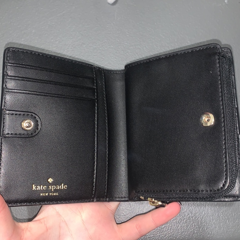 Kate Spade Wallet - Picture 2 of 6